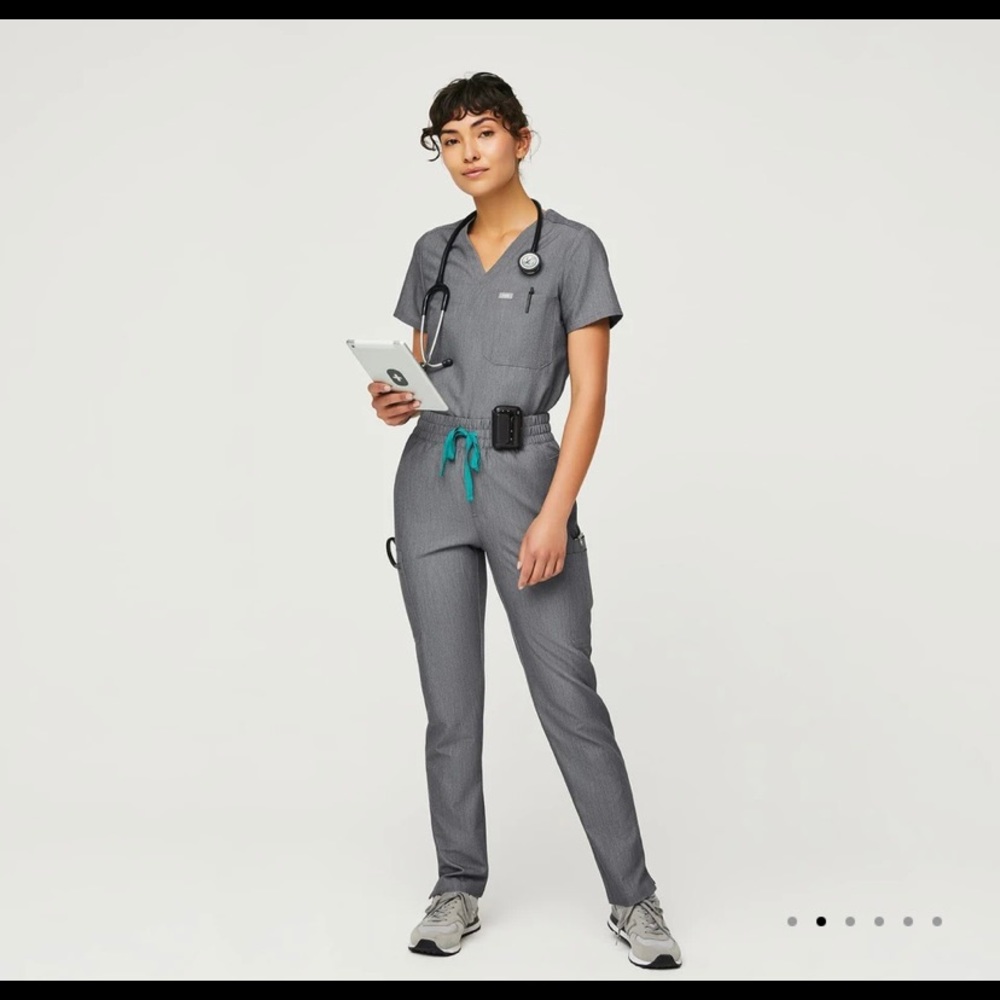 Figs HIGH WAIST Yola Scrub Pants.